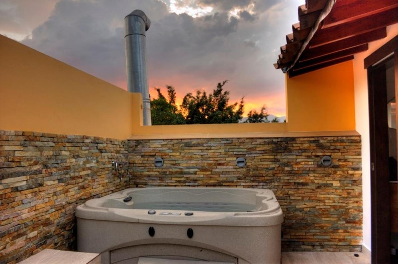 מדיין Apartamento Lleras Ac Hot Tub מראה חיצוני תמונה